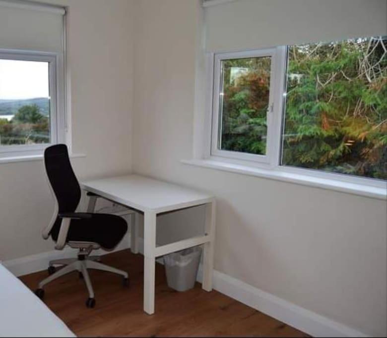Twin Lake View - Bungalow In Pontoon Foxford Luaran gambar
